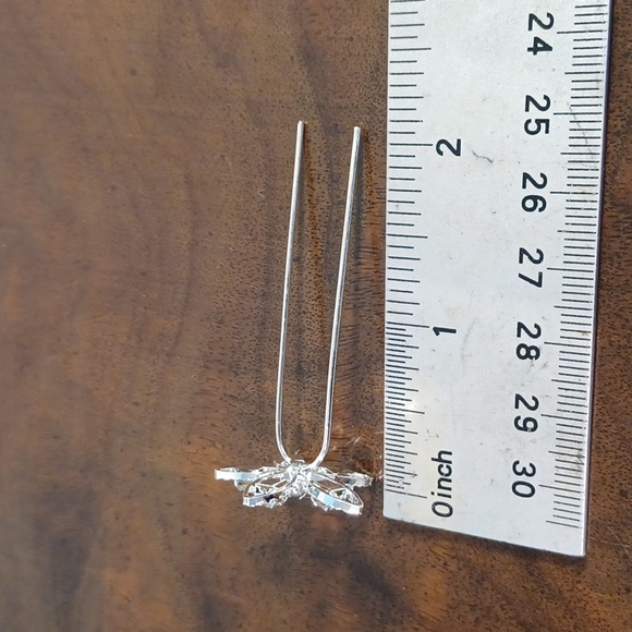 NEW! 6 Hair Pins Petal Design Clear Rhinestone wedding Headwear 5757 - Picture 5 of 6